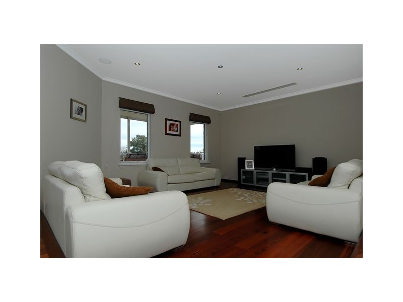 237 Badgerup Road, Wanneroo WA 6065