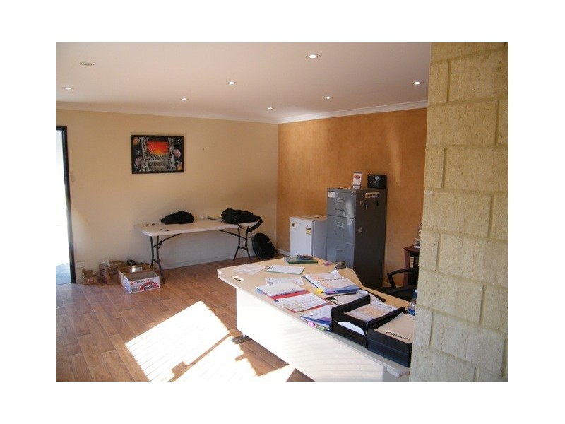 2/5 Beneficial Way, Wangara WA 6065