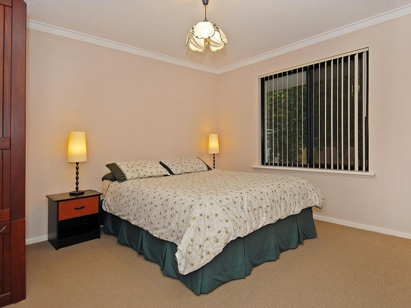 12 Dunster Street, Karrinyup WA 6018