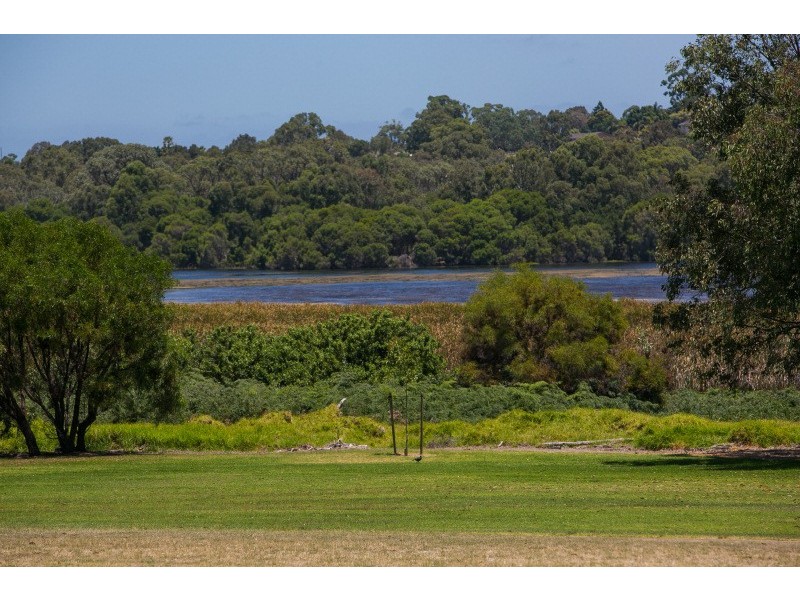 20 Towarda Way, Wanneroo WA 6065