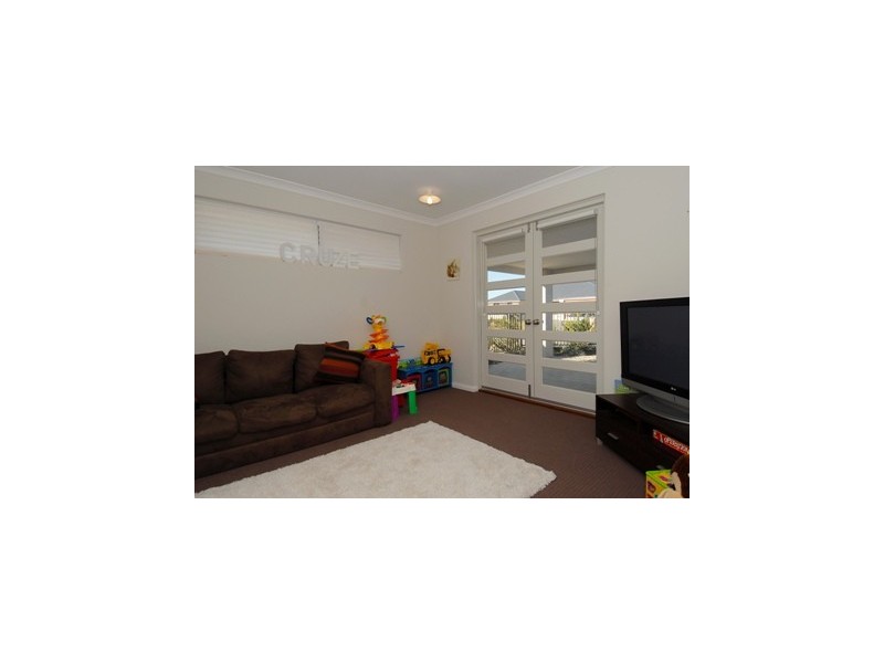 10 Weyba Turn, Ellenbrook WA 6069