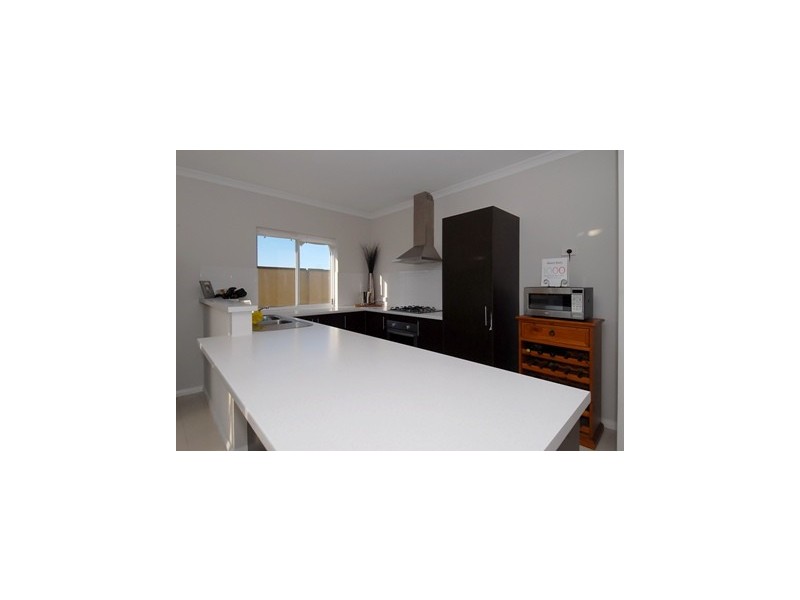 10 Weyba Turn, Ellenbrook WA 6069
