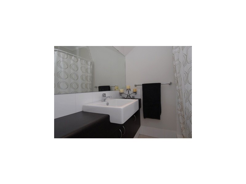 10 Weyba Turn, Ellenbrook WA 6069