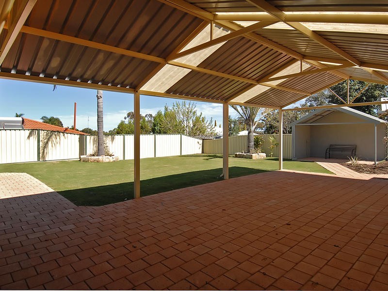 11 Quarkum Street, Wanneroo WA 6065