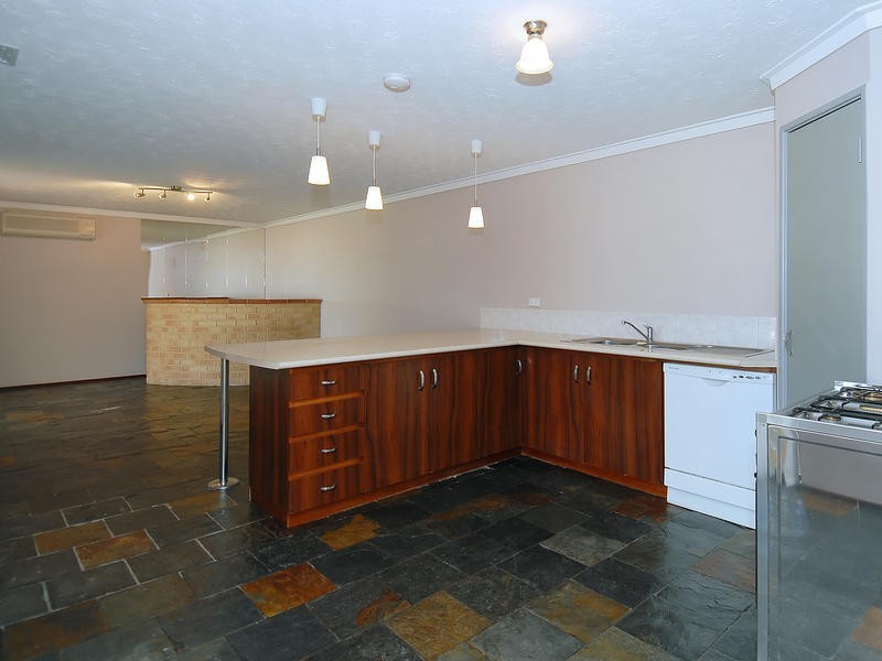 11 Quarkum Street, Wanneroo WA 6065