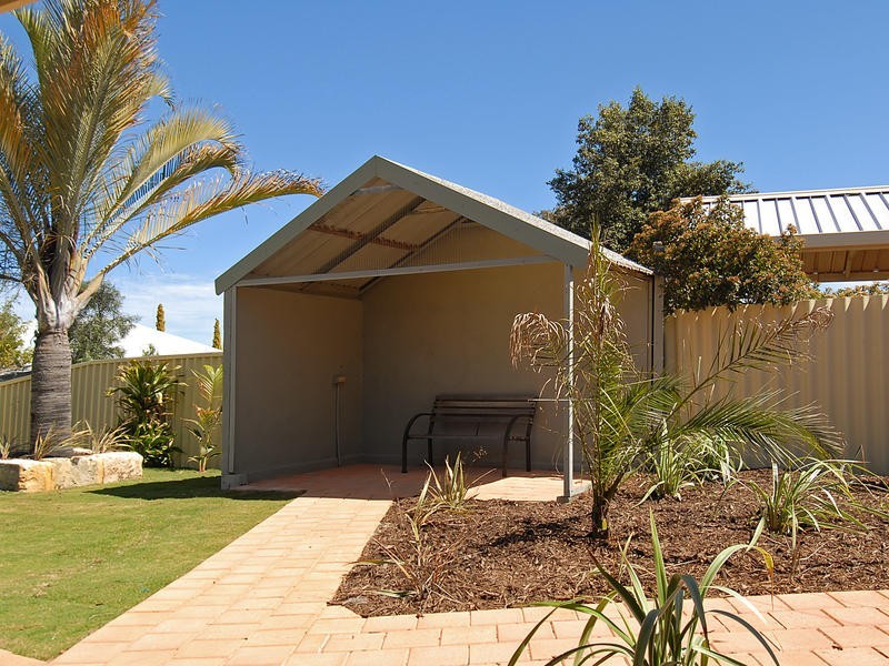 11 Quarkum Street, Wanneroo WA 6065