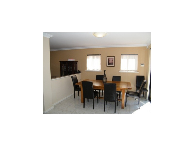 4/7 Hazel Avenue, Woodlands WA 6018