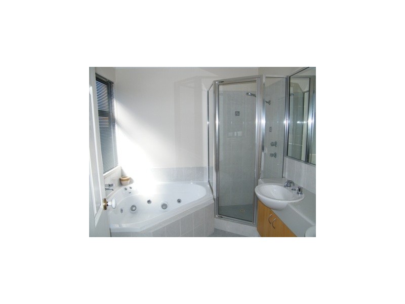 4/7 Hazel Avenue, Woodlands WA 6018