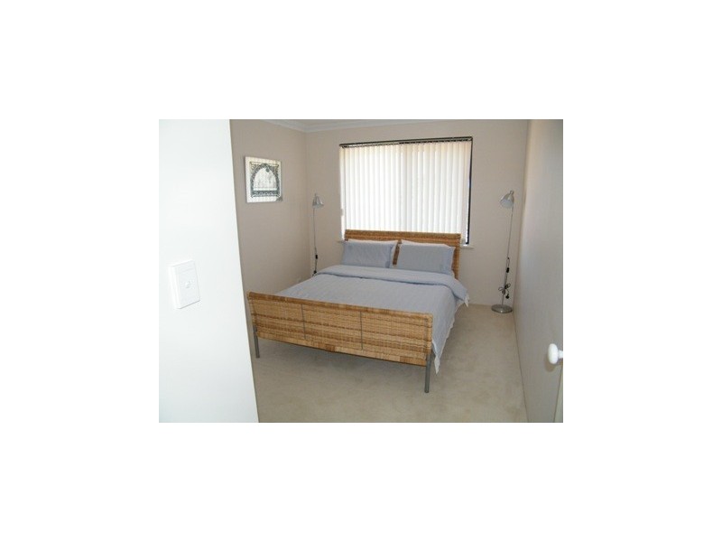 4/7 Hazel Avenue, Woodlands WA 6018