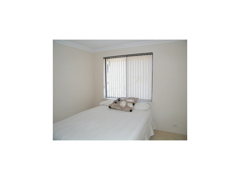 4/7 Hazel Avenue, Woodlands WA 6018