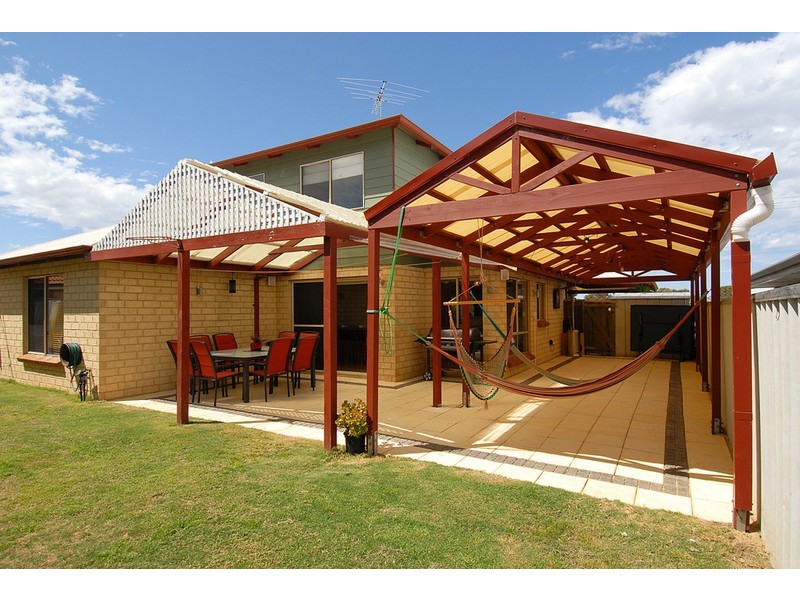 11  Leroux Retreat, Padbury WA 6025