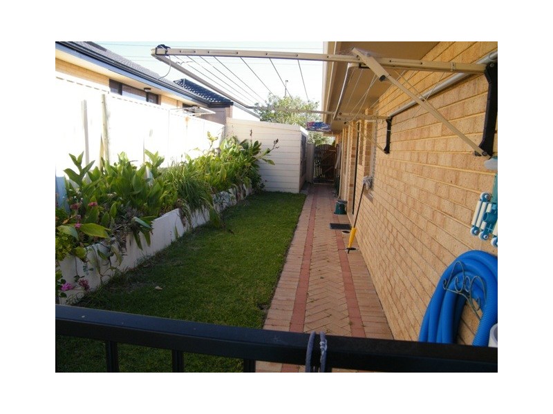39 Backshall Place, Wanneroo WA 6065