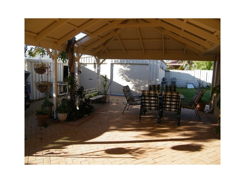 39 Backshall Place, Wanneroo WA 6065