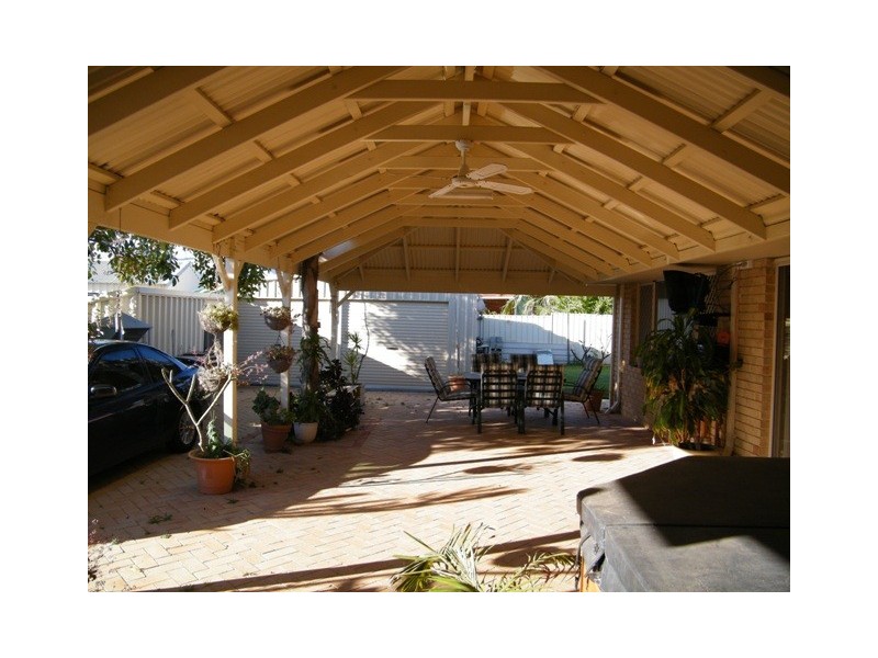 39 Backshall Place, Wanneroo WA 6065