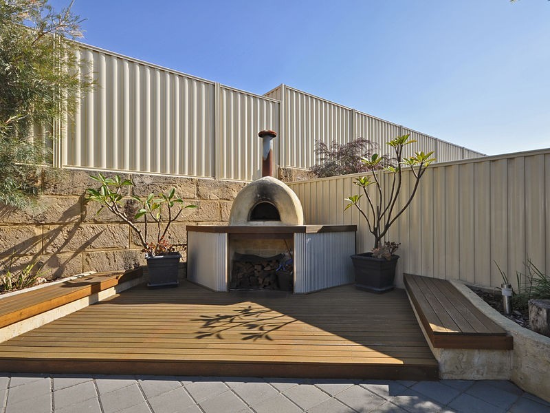 67 Regency Avenue, Madeley WA 6065