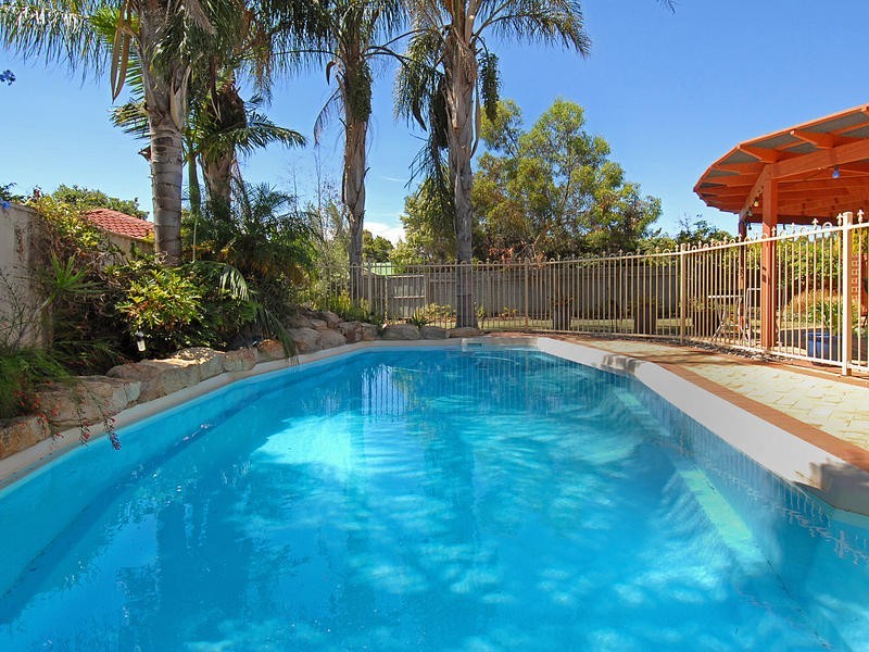 1 Nevis Place, Wanneroo WA 6065