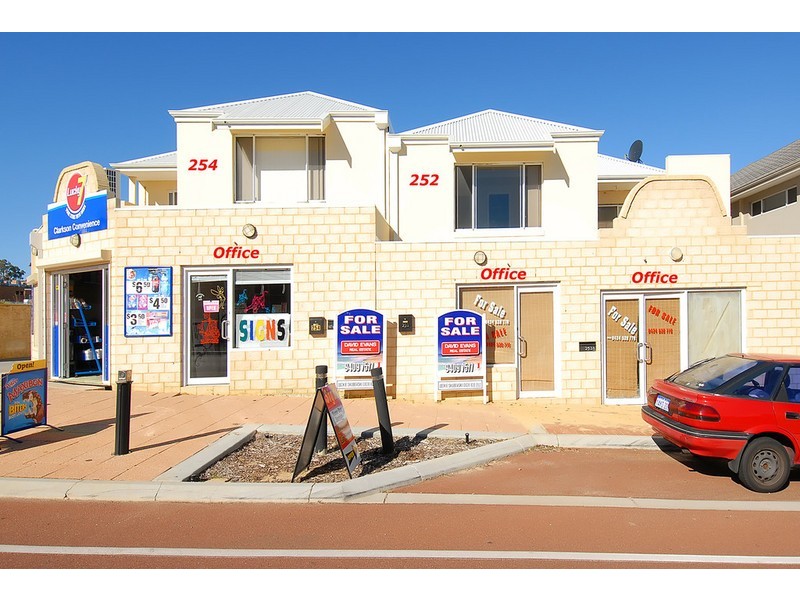 252 and 254 Ocean Keys Boulevard, Clarkson WA 6030