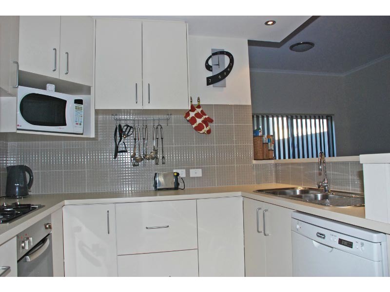 284 Ocean Keys Boulevard, Clarkson WA 6030