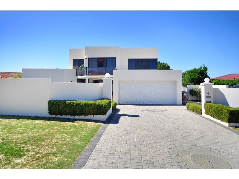 4 Jutland Rise, Ocean Reef WA 6027