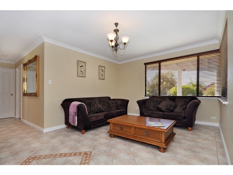 4 Jutland Rise, Ocean Reef WA 6027