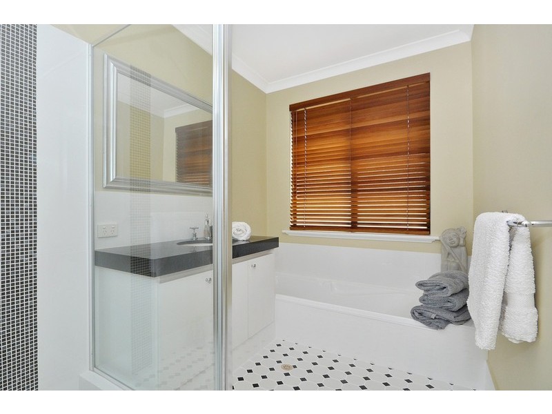 4 Jutland Rise, Ocean Reef WA 6027