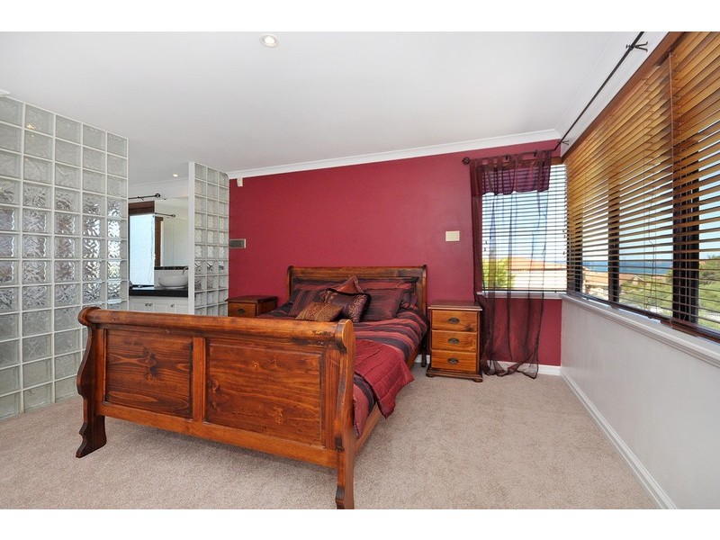 4 Jutland Rise, Ocean Reef WA 6027