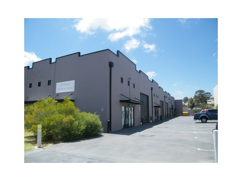 2/6  Uppill Place, Wangara WA 6065