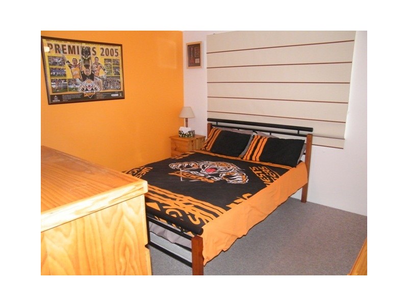 33 Raeburn Crescent, Landsdale WA 6065