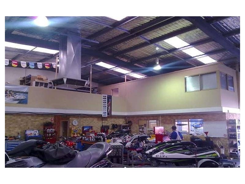 2/17 Finlay Place, Wangara WA 6065