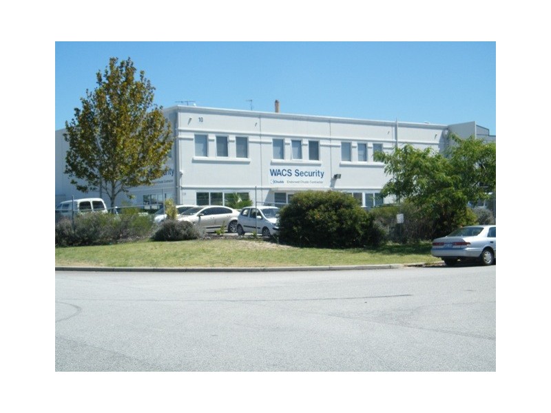 1/10 Pavers Circle, Malaga WA 6090