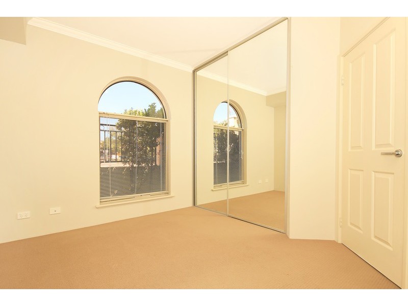 8/101 Grand Boulevard, Joondalup WA 6027