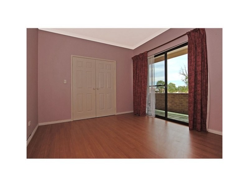 43 Regents Park Road, Joondalup WA 6027