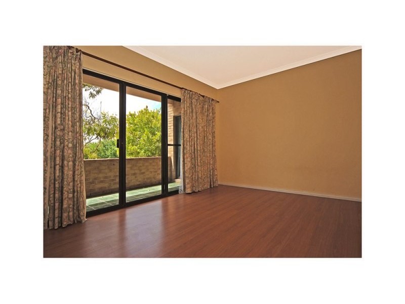 43 Regents Park Road, Joondalup WA 6027