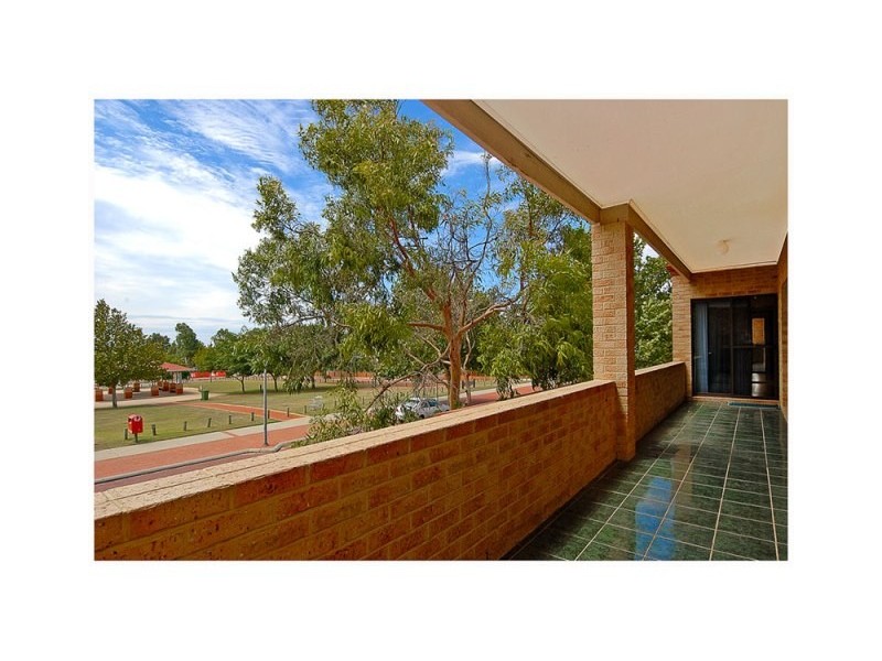 43 Regents Park Road, Joondalup WA 6027