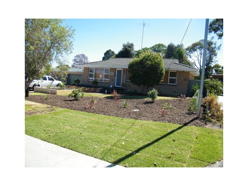 13 Dallas Crescent, Wanneroo WA 6065