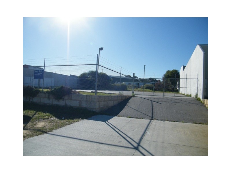 14 Finlay Place, Wangara WA 6065