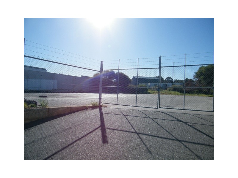 14 Finlay Place, Wangara WA 6065