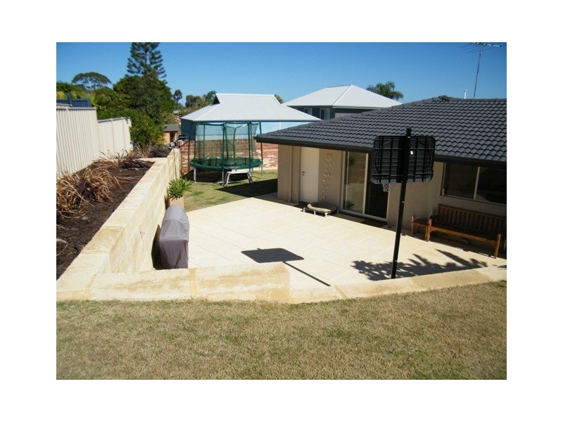 20 Coorong Place, Kallaroo WA 6025