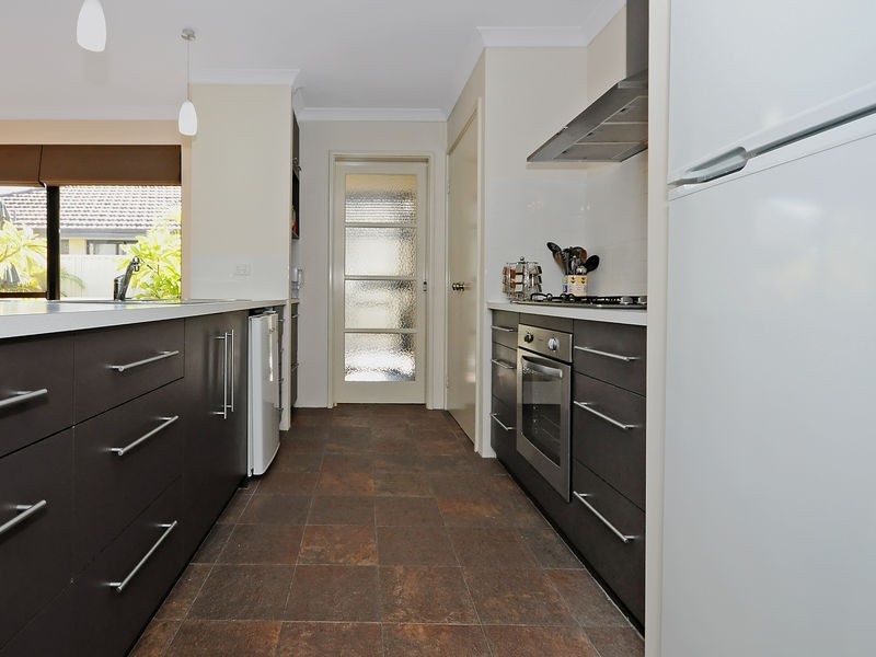 67 Regency Avenue, Madeley WA 6065