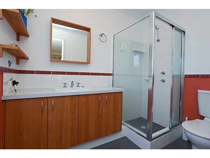 30 Trent Bridge Avenue, Madeley WA 6065