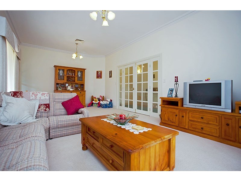 10 Regina Loop, Currambine WA 6028