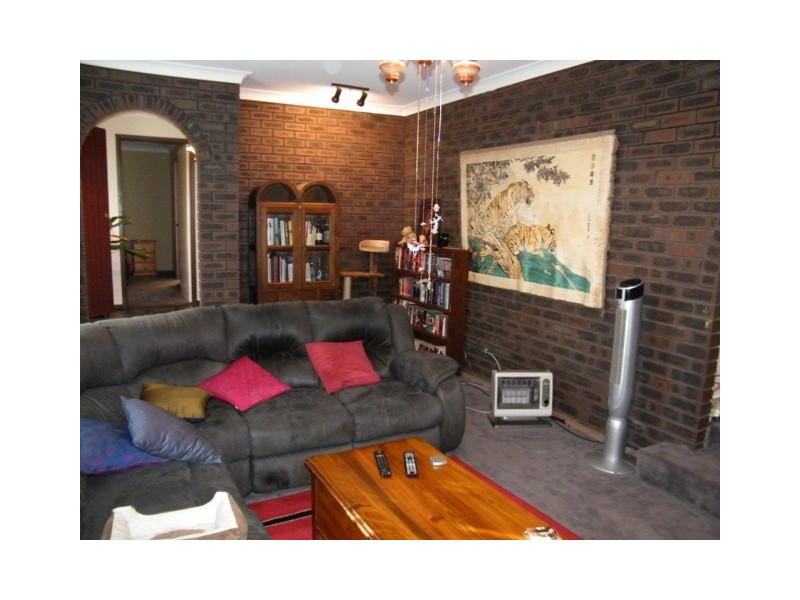 2 Nolyang Crescent, Wanneroo WA 6065