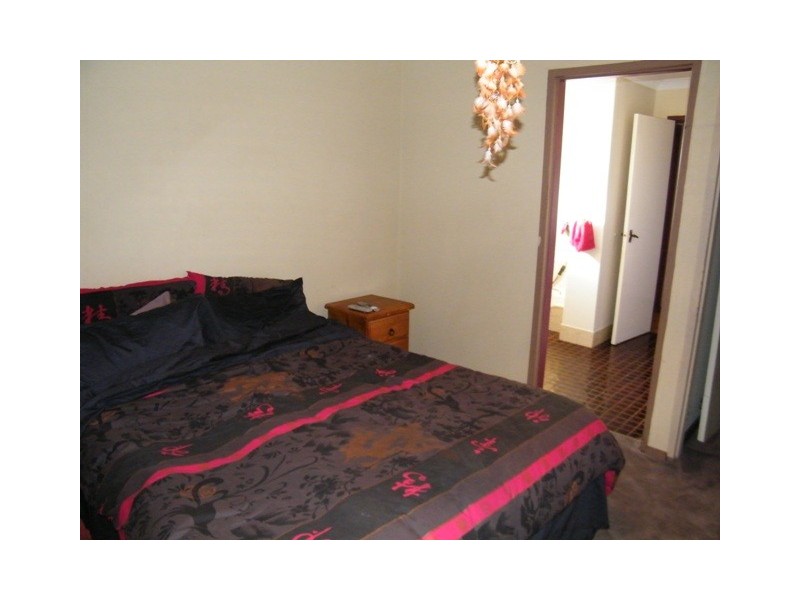 2 Nolyang Crescent, Wanneroo WA 6065