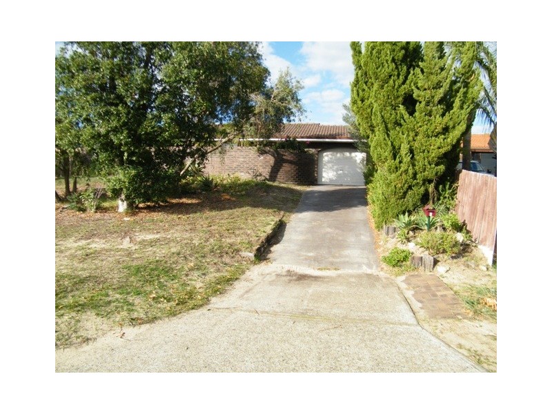 2 Nolyang Crescent, Wanneroo WA 6065