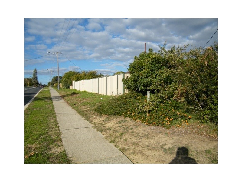 2 Nolyang Crescent, Wanneroo WA 6065