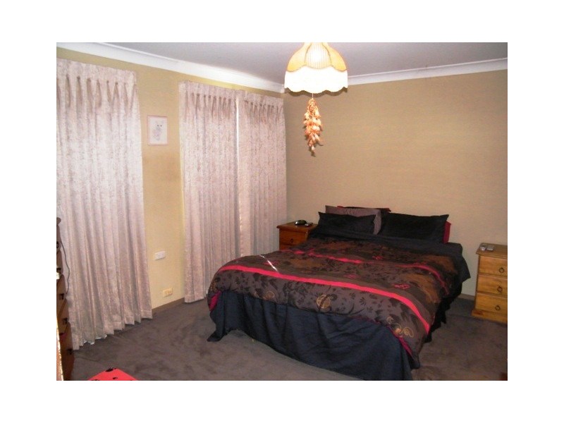 2 Nolyang Crescent, Wanneroo WA 6065