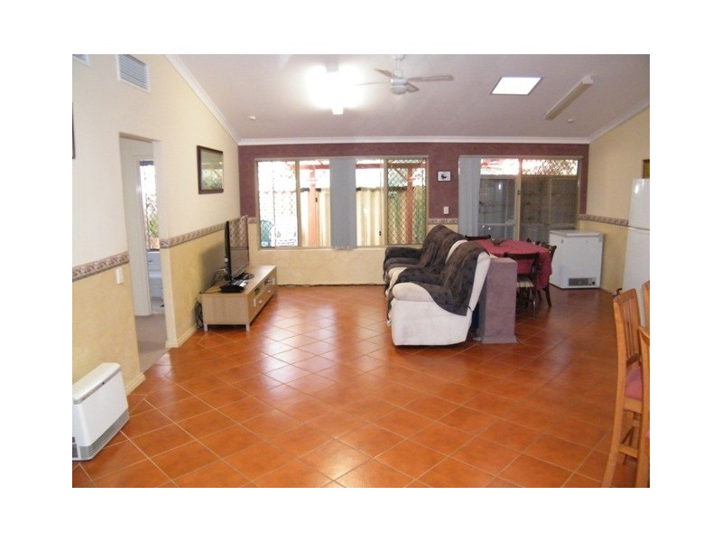 7 Joel Way, Wanneroo WA 6065