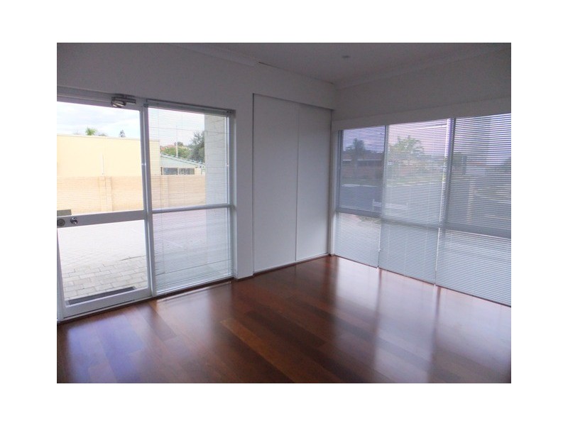 1/64 Marina Boulevard, Ocean Reef WA 6027