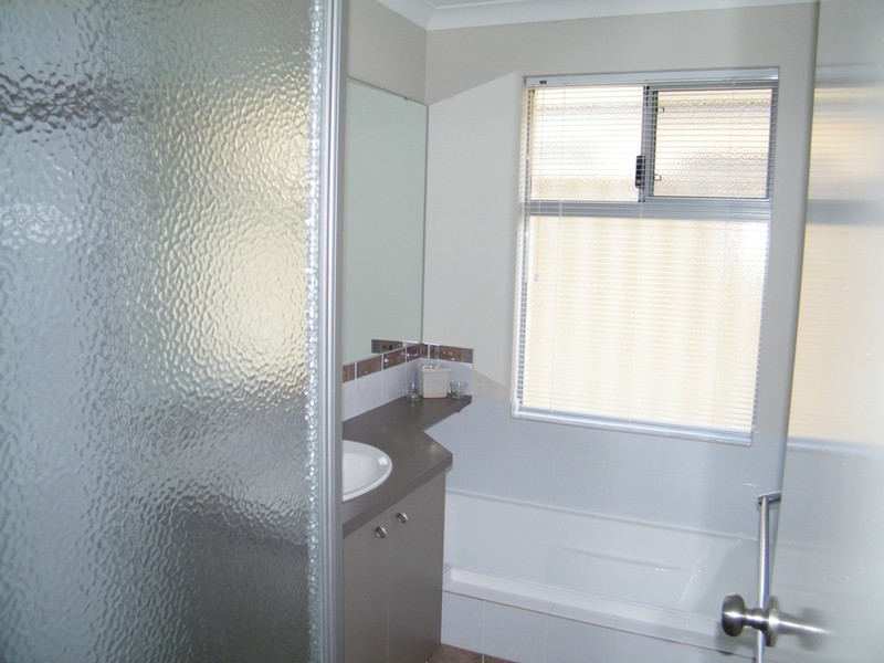 18 Finglass Meander, Butler WA 6036