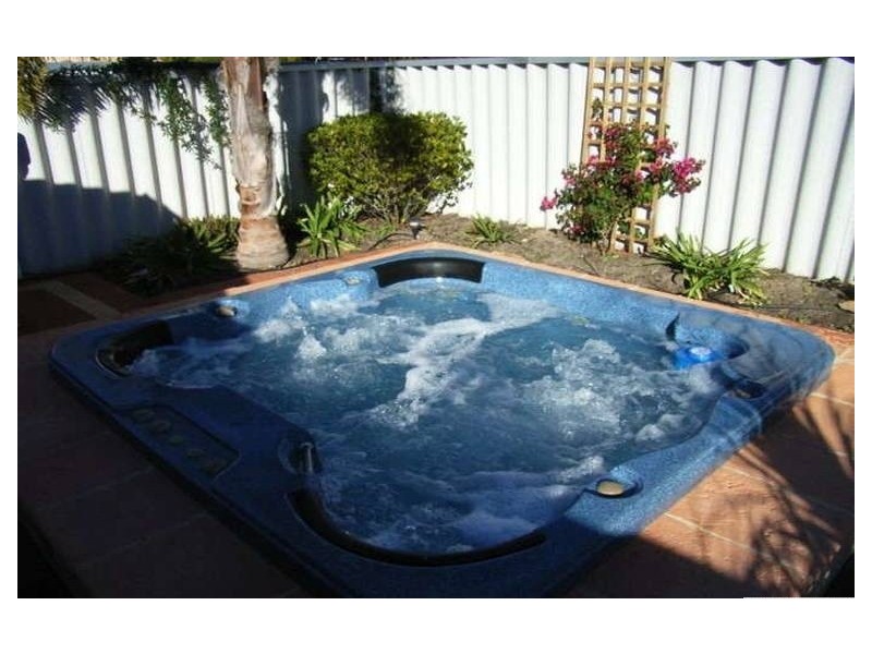 96 Berkley Road, Marangaroo WA 6064